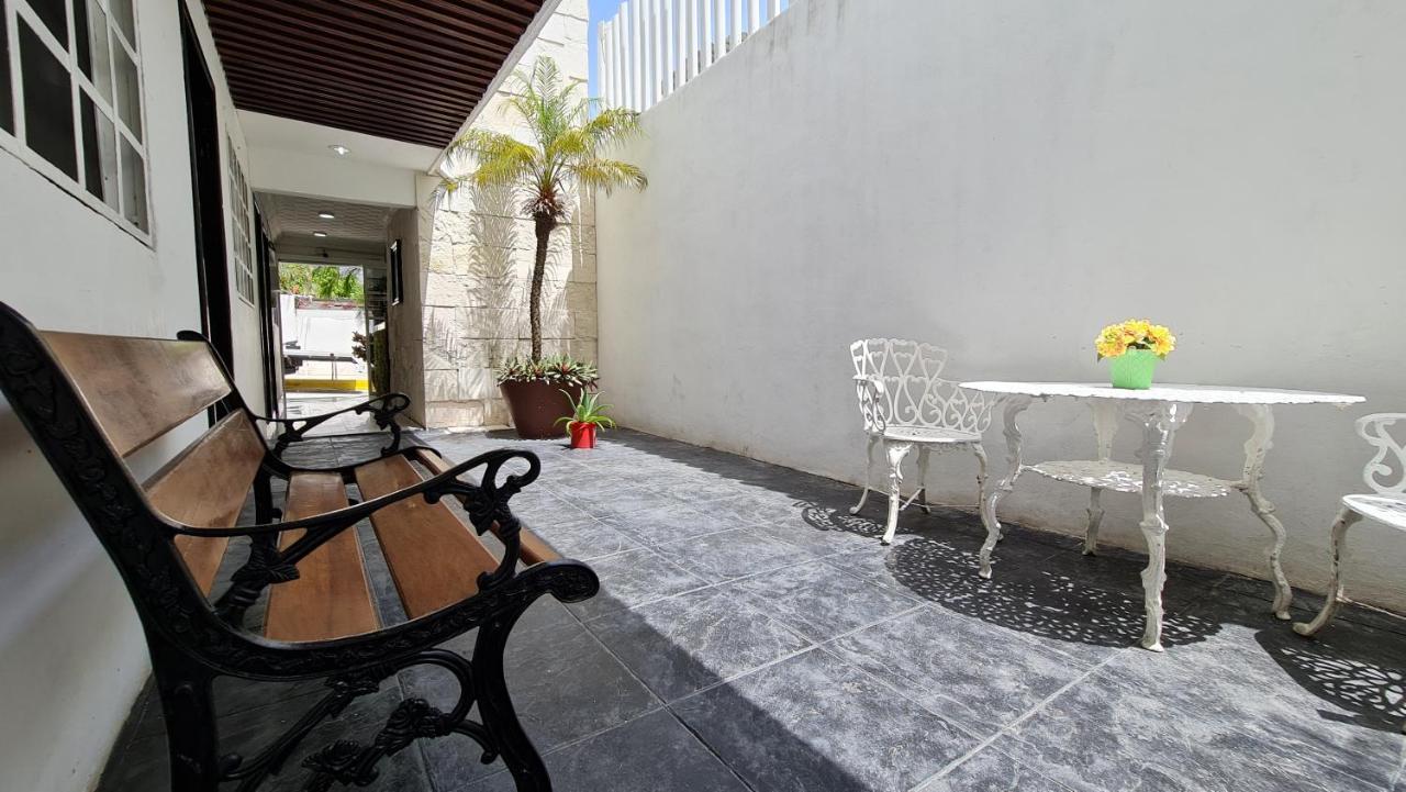 Dna Cancun Hotel Y Posada Экстерьер фото